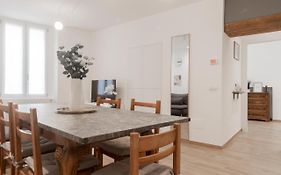Brilla Marvelous Apartment In The Center Bergamo